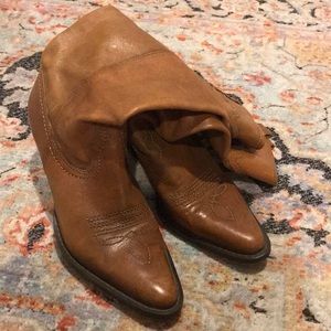 Bass, Leather western style boots
